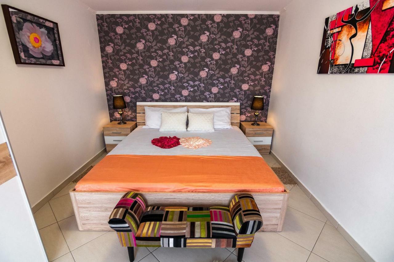 Apartmani Ivan Lopar Buitenkant foto