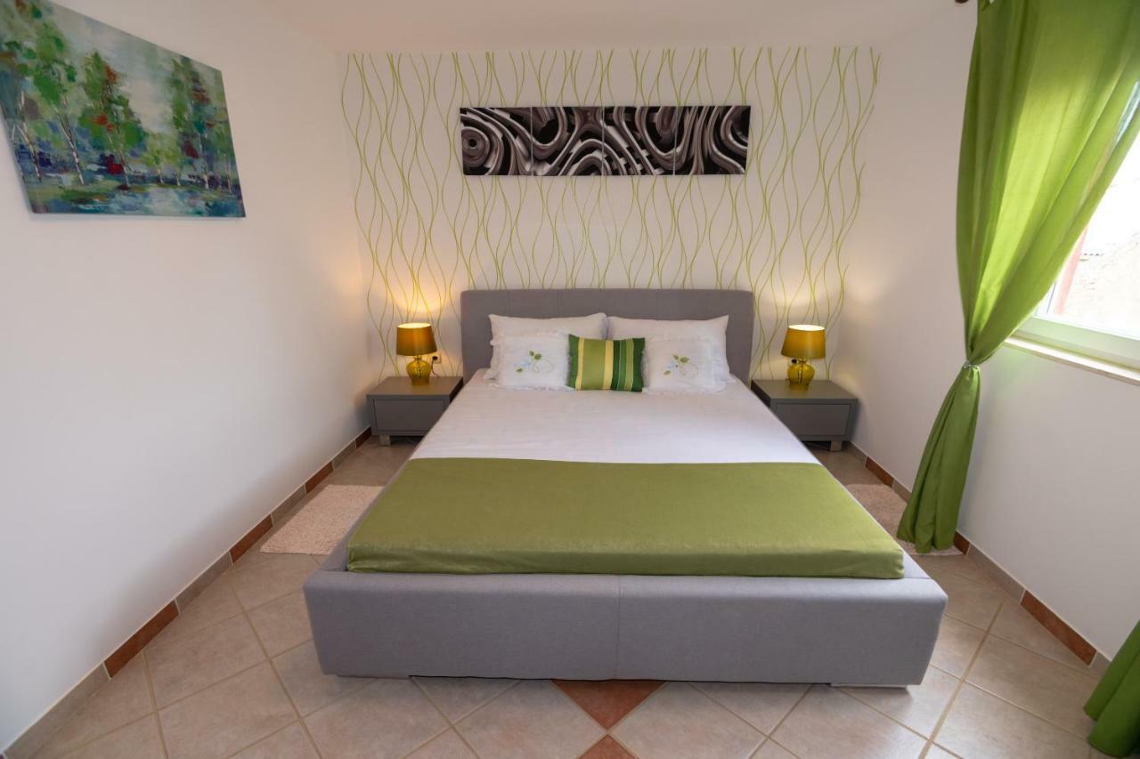 Apartmani Ivan Lopar Buitenkant foto