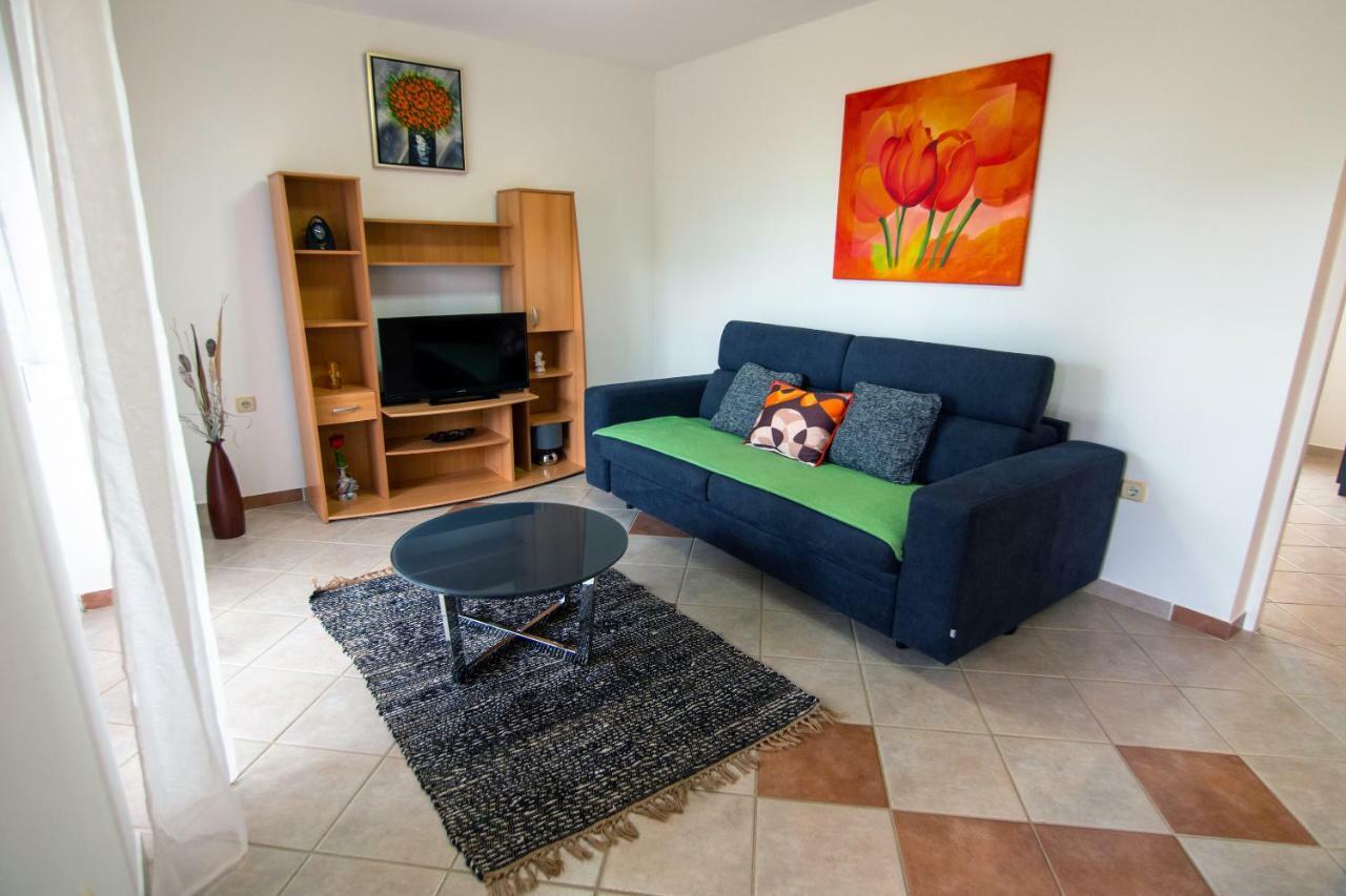 Apartmani Ivan Lopar Buitenkant foto