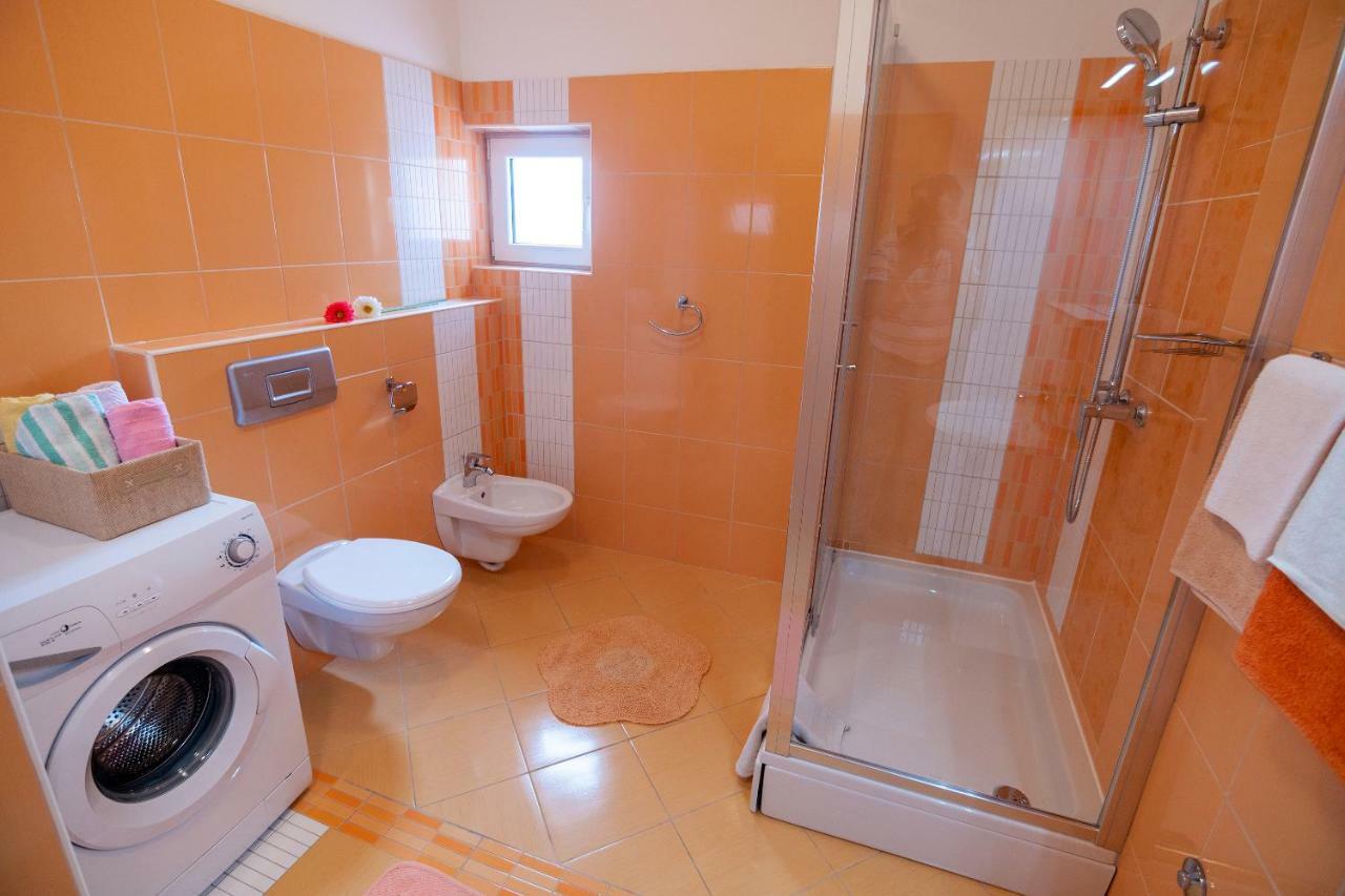 Apartmani Ivan Lopar Buitenkant foto